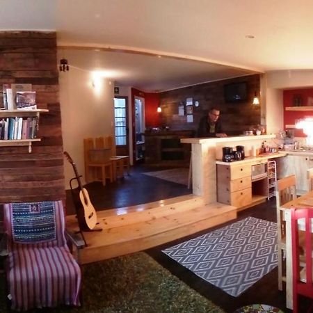 Хостел Treehouse Patagonia Пуерто-Наталес Екстер'єр фото